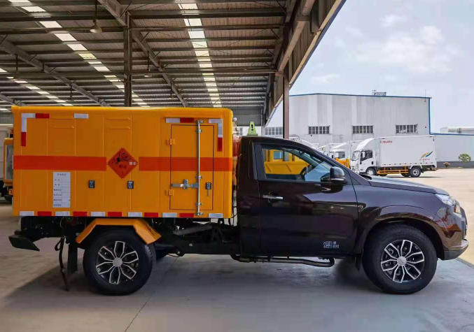 兰坪爆破器材运输车的作用是什么