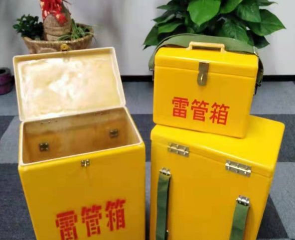 兰坪玻璃钢雷管箱有哪些特点