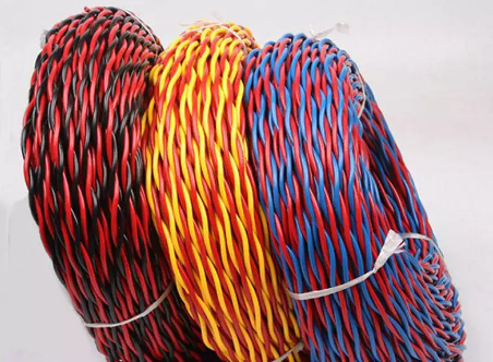 兰坪安全警示:放炮线与爆破母线使用的注意事项